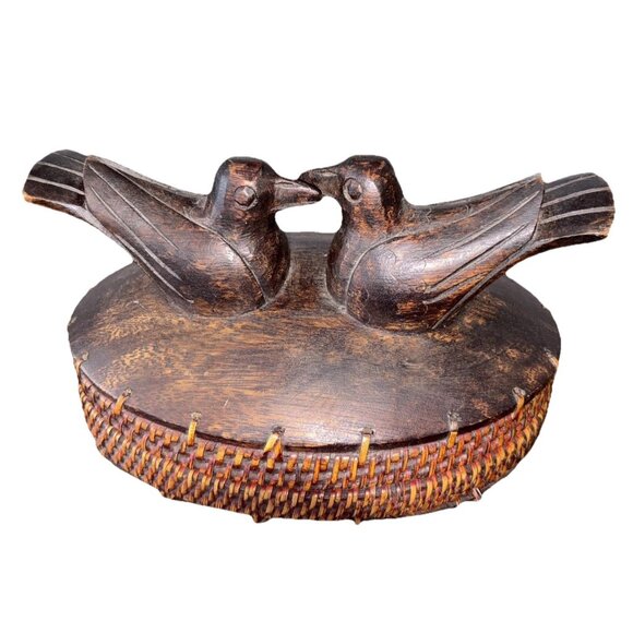 Hand Carved Iron & Woven Wood Trinket Box Jewelry Box With 2 Birds Kissing 8” - Picture 1 of 15